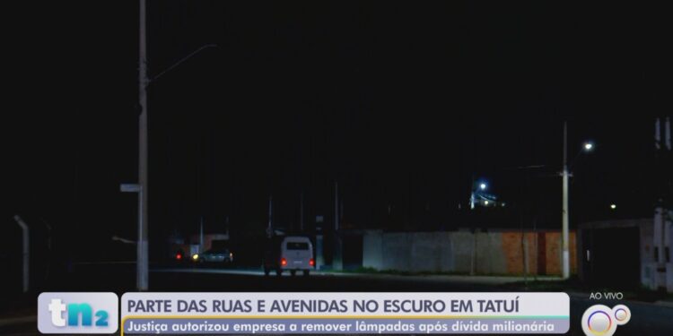 Moradores de Tatuí relatam medo após retirada de iluminação por decisão judicial: 'Dará mais segurança aos ladrões'